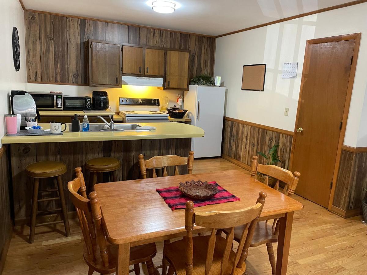 Pine Valley Motel Spruce Pine Εξωτερικό φωτογραφία