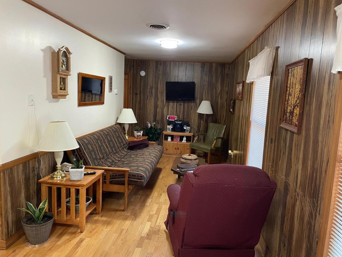 Pine Valley Motel Spruce Pine Εξωτερικό φωτογραφία