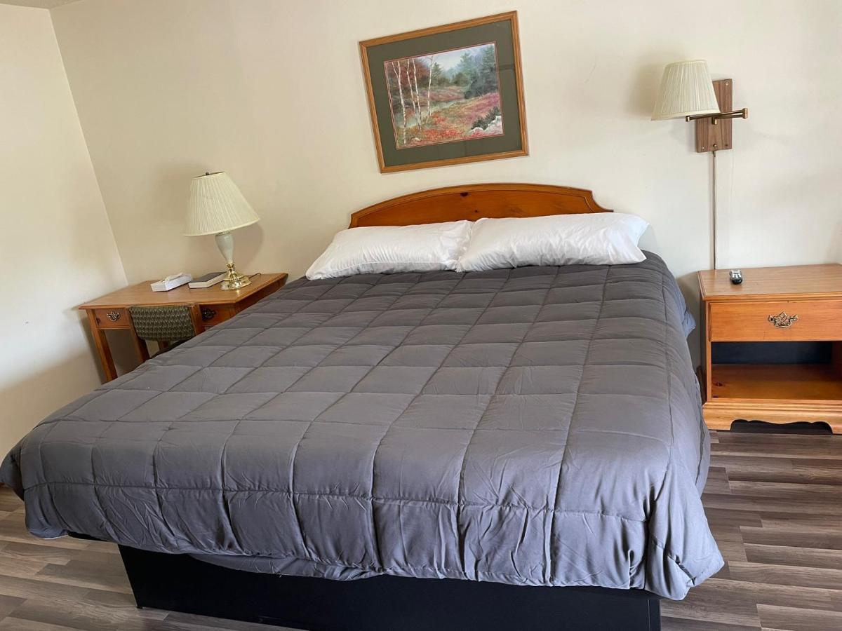 Pine Valley Motel Spruce Pine Εξωτερικό φωτογραφία