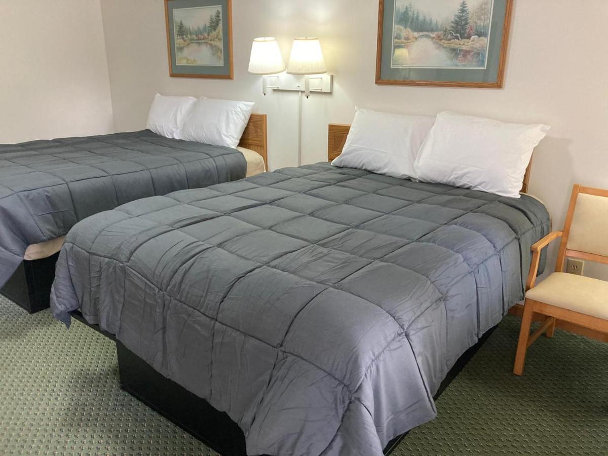 Pine Valley Motel Spruce Pine Εξωτερικό φωτογραφία